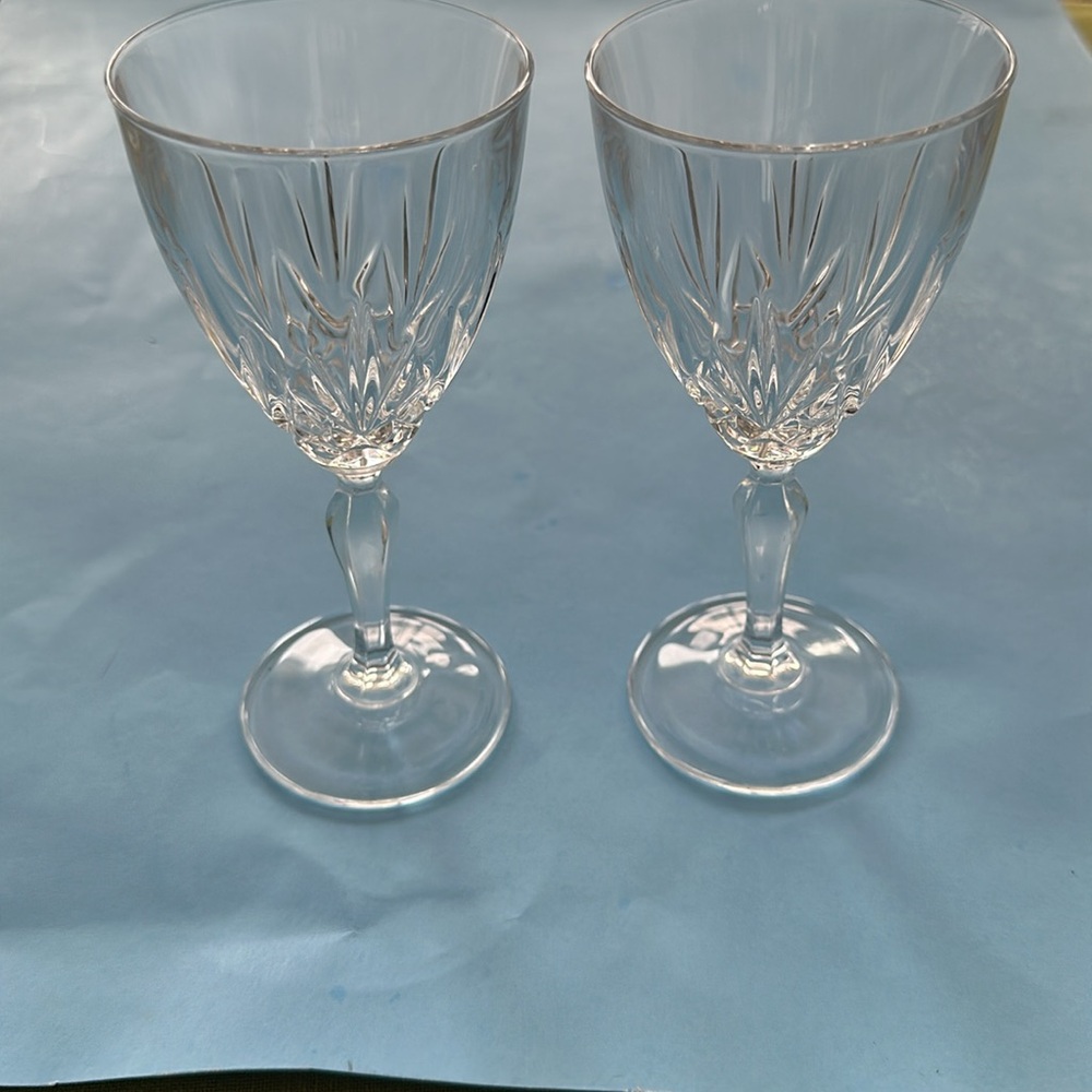 2 cristal D’Arques vintage,rystal wine glasses